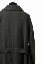 Load image into Gallery viewer, ISAMU KATAYAMA BACKLASH OVER COAT / GARMENT NATURAL DYED WOVEN + ELECTRIC HEATING LINER (LEAF)