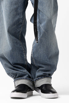 Load image into Gallery viewer, ISAMU KATAYAMA BACKLASH WIDE TAPERED DENIM PANTS / 13oz STRETCH DENIM (INDIGO)