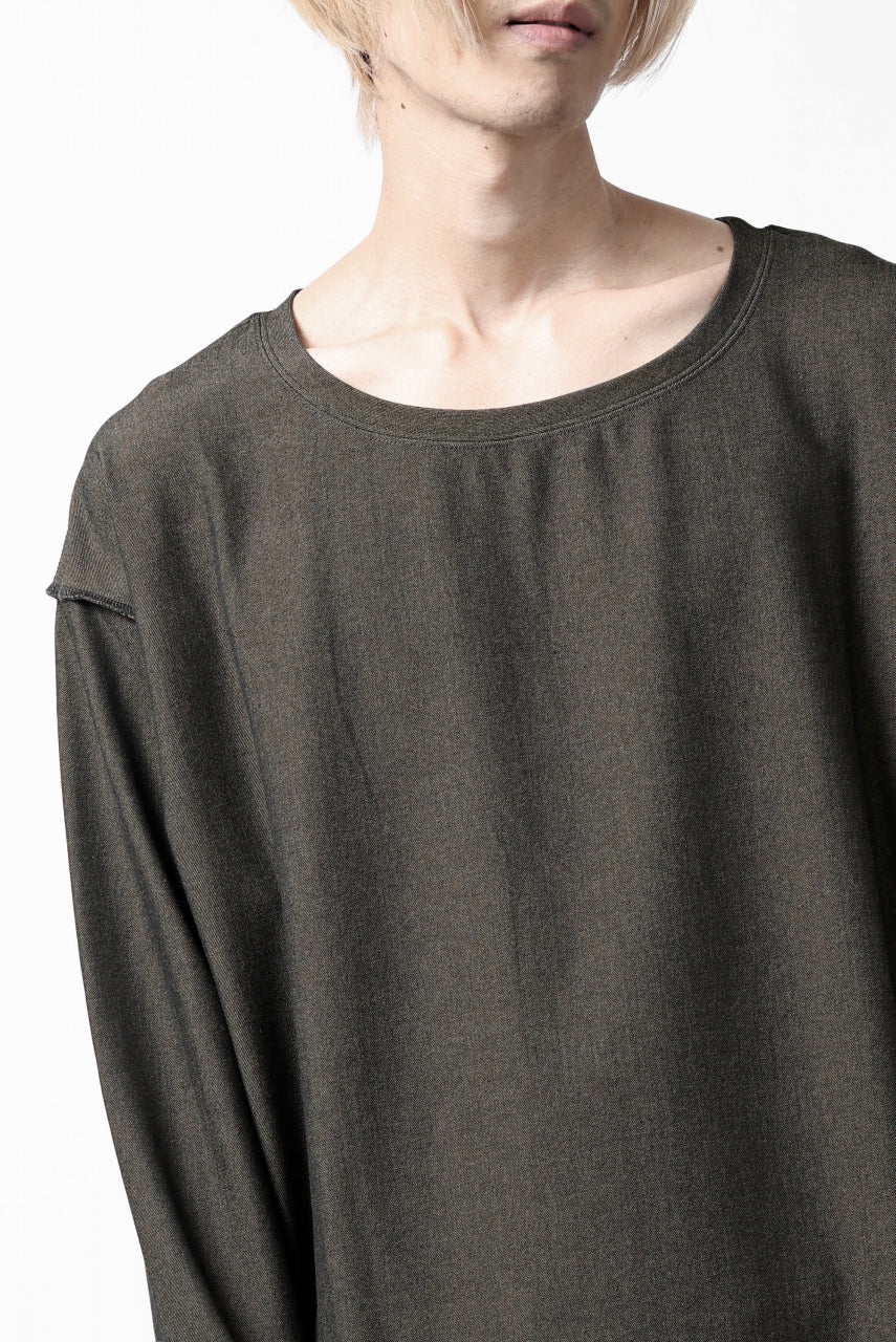 Load image into Gallery viewer, ISAMU KATAYAMA BACKLASH ROUND HEM L/S TOPS / STRETCH HEAT STORAGE FLEECE (KHAKI)