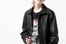 画像をギャラリービューアに読み込む, ISAMU KATAYAMA BACKLASH TRUCKER BLOUSON / GARMENT DYED - JP WET WHITE HORSE (BLACK)