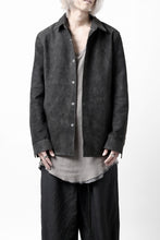 画像をギャラリービューアに読み込む, ISAMU KATAYAMA BACKLASH REVERSE LEATHER SHIRT / DOUBLE DYED - JP WET WHITE CALF (GREY)