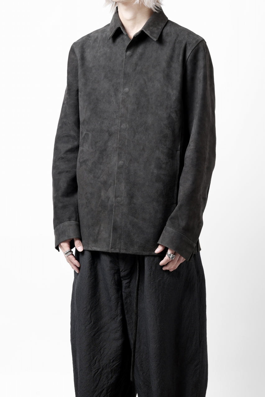 画像をギャラリービューアに読み込む, ISAMU KATAYAMA BACKLASH REVERSE LEATHER SHIRT / DOUBLE DYED - JP WET WHITE CALF (GREY)