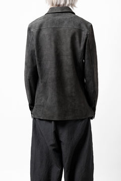 Load image into Gallery viewer, ISAMU KATAYAMA BACKLASH REVERSE LEATHER SHIRT / DOUBLE DYED - JP WET WHITE CALF (GREY)