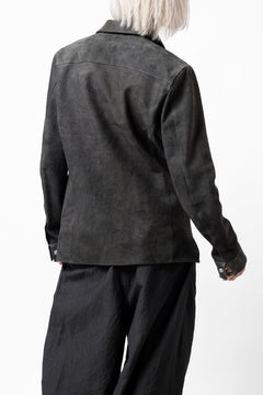 画像をギャラリービューアに読み込む, ISAMU KATAYAMA BACKLASH REVERSE LEATHER SHIRT / DOUBLE DYED - JP WET WHITE CALF (GREY)