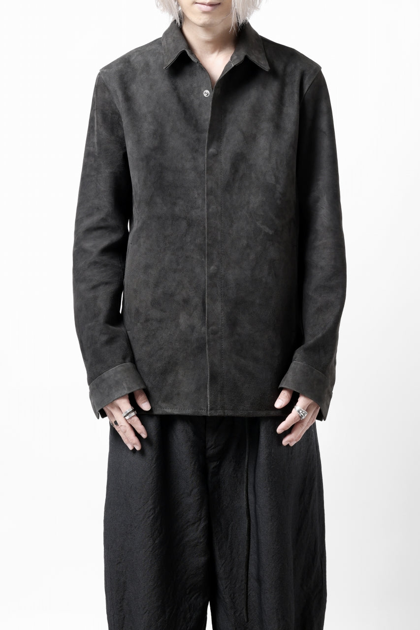 Load image into Gallery viewer, ISAMU KATAYAMA BACKLASH REVERSE LEATHER SHIRT / DOUBLE DYED - JP WET WHITE CALF (GREY)
