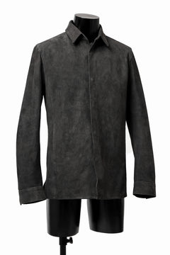 Load image into Gallery viewer, ISAMU KATAYAMA BACKLASH REVERSE LEATHER SHIRT / DOUBLE DYED - JP WET WHITE CALF (GREY)