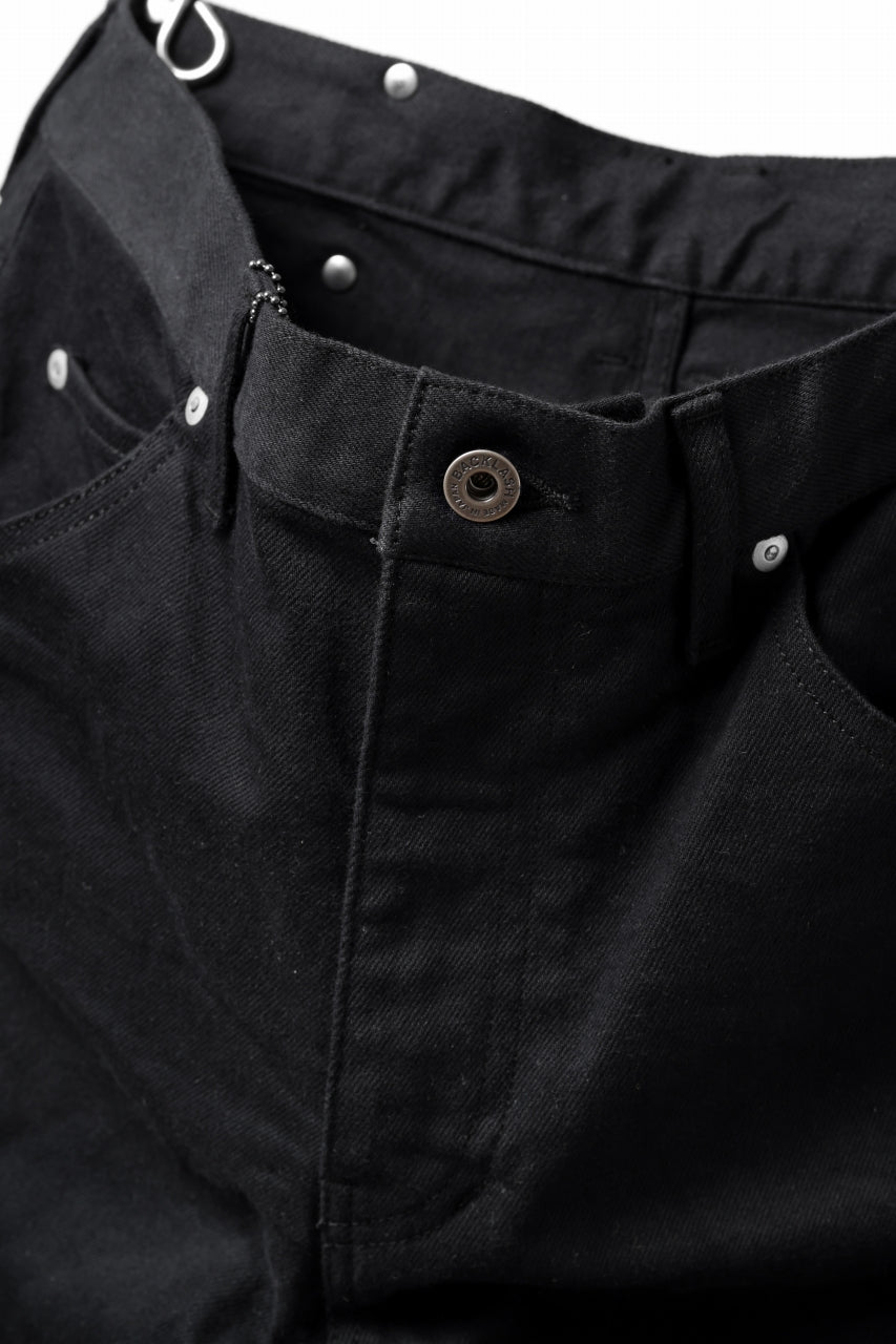Load image into Gallery viewer, ISAMU KATAYAMA BACKLASH BLACK LEATHER KNEE PADS SLIM PANTS / "京都紋付 - 漆黒染" 13oz STRETCH DENIM (BLACK)