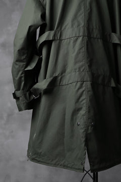 Load image into Gallery viewer, KLASICA WATER FALL MODS COAT / Ventile® UK L24 (OLIVE)