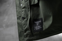 Load image into Gallery viewer, KLASICA WATER FALL MODS COAT / Ventile® UK L24 (OLIVE)