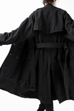 Load image into Gallery viewer, KLASICA GRANADO(NW) TRENCH COAT / TRI MIX HIGH DENSITY PLAIN (BLACK)