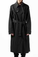 Load image into Gallery viewer, KLASICA GRANADO(NW) TRENCH COAT / TRI MIX HIGH DENSITY PLAIN (BLACK)