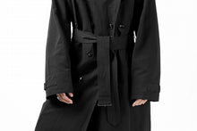 Load image into Gallery viewer, KLASICA GRANADO(NW) TRENCH COAT / TRI MIX HIGH DENSITY PLAIN (BLACK)
