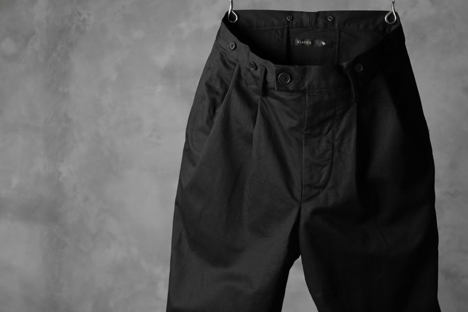 画像をギャラリービューアに読み込む, KLASICA GRIOTTE 2 TUCKED WIDE TROUSERS / CHINO CLOTH (BLACK)
