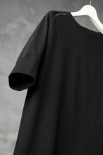 Load image into Gallery viewer, KLASICA LEWIN CLASSIC H/S CUT & SEWN / DRY TWILL JERSEY (BLACK)