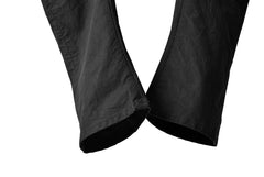 Load image into Gallery viewer, blackcrow high density cotton banana shape trousers (BLACK)