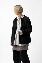 画像をギャラリービューアに読み込む, COLINA BANDED COLLAR PULLOVER SHIRT / SUPER 140s WASHABLE WOOL (GREIGE)