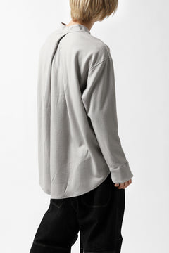 画像をギャラリービューアに読み込む, COLINA BANDED COLLAR PULLOVER SHIRT / SUPER 140s WASHABLE WOOL (GREIGE)