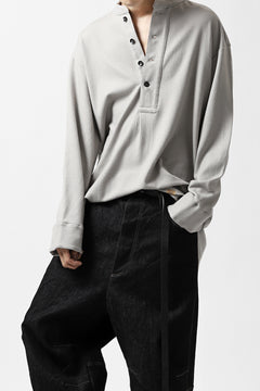 画像をギャラリービューアに読み込む, COLINA BANDED COLLAR PULLOVER SHIRT / SUPER 140s WASHABLE WOOL (GREIGE)