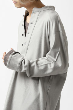 画像をギャラリービューアに読み込む, COLINA BANDED COLLAR PULLOVER SHIRT / SUPER 140s WASHABLE WOOL (GREIGE)