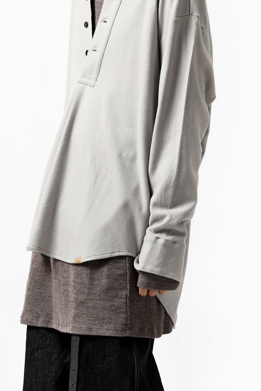 画像をギャラリービューアに読み込む, COLINA BANDED COLLAR PULLOVER SHIRT / SUPER 140s WASHABLE WOOL (GREIGE)