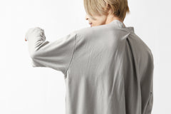 画像をギャラリービューアに読み込む, COLINA BANDED COLLAR PULLOVER SHIRT / SUPER 140s WASHABLE WOOL (GREIGE)