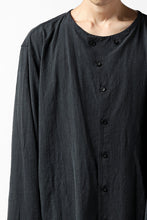 画像をギャラリービューアに読み込む, YUTA MATSUOKA exclusive minimal shirt / noil silk broad (BLACK)