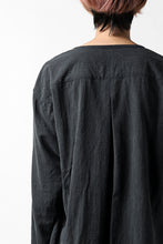 画像をギャラリービューアに読み込む, YUTA MATSUOKA exclusive minimal shirt / noil silk broad (BLACK)