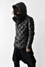 画像をギャラリービューアに読み込む, ISAMU KATAYAMA BACKLASH HOODED DOWN JACKET / KANGAROO + POLISH WHITE GOOSE (BLACK)