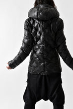画像をギャラリービューアに読み込む, ISAMU KATAYAMA BACKLASH HOODED DOWN JACKET / KANGAROO + POLISH WHITE GOOSE (BLACK)