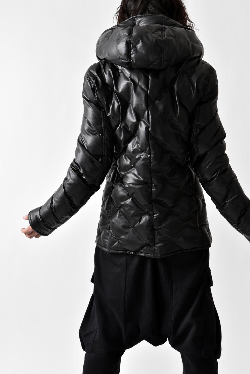 画像をギャラリービューアに読み込む, ISAMU KATAYAMA BACKLASH HOODED DOWN JACKET / KANGAROO + POLISH WHITE GOOSE (BLACK)