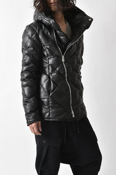 画像をギャラリービューアに読み込む, ISAMU KATAYAMA BACKLASH HOODED DOWN JACKET / KANGAROO + POLISH WHITE GOOSE (BLACK)