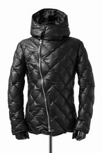 画像をギャラリービューアに読み込む, ISAMU KATAYAMA BACKLASH HOODED DOWN JACKET / KANGAROO + POLISH WHITE GOOSE (BLACK)