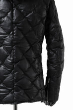 画像をギャラリービューアに読み込む, ISAMU KATAYAMA BACKLASH HOODED DOWN JACKET / KANGAROO + POLISH WHITE GOOSE (BLACK)