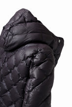 画像をギャラリービューアに読み込む, ISAMU KATAYAMA BACKLASH HOODED DOWN JACKET / KANGAROO + POLISH WHITE GOOSE (PURPLE)