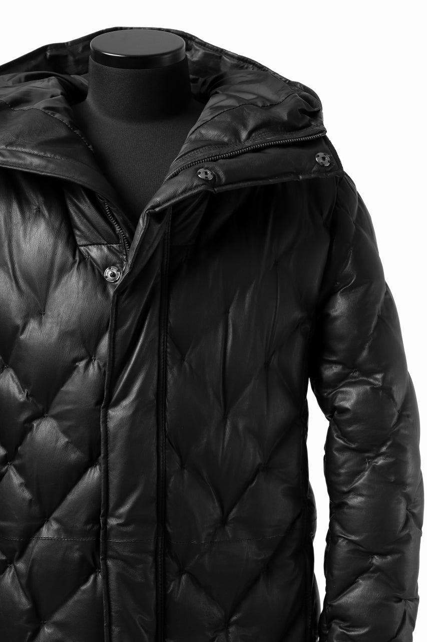 画像をギャラリービューアに読み込む, ISAMU KATAYAMA BACKLASH HOODED DOWN COAT / KANGAROO + POLISH WHITE GOOSE (BLACK)