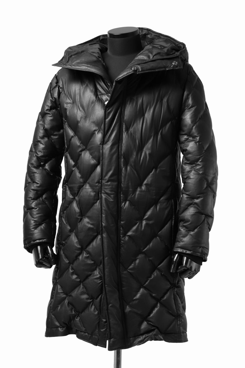 画像をギャラリービューアに読み込む, ISAMU KATAYAMA BACKLASH HOODED DOWN COAT / KANGAROO + POLISH WHITE GOOSE (BLACK)