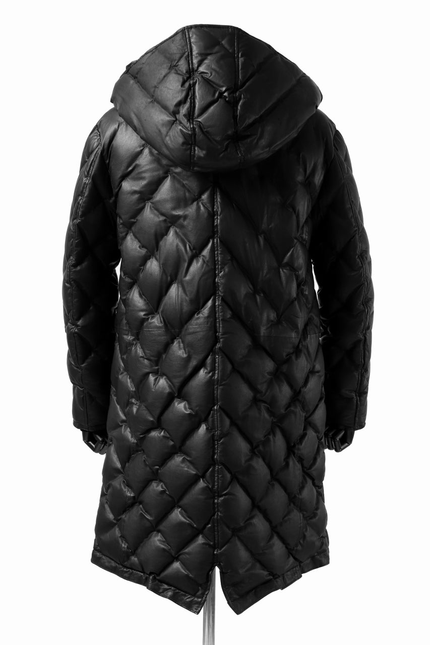 画像をギャラリービューアに読み込む, ISAMU KATAYAMA BACKLASH HOODED DOWN COAT / KANGAROO + POLISH WHITE GOOSE (BLACK)