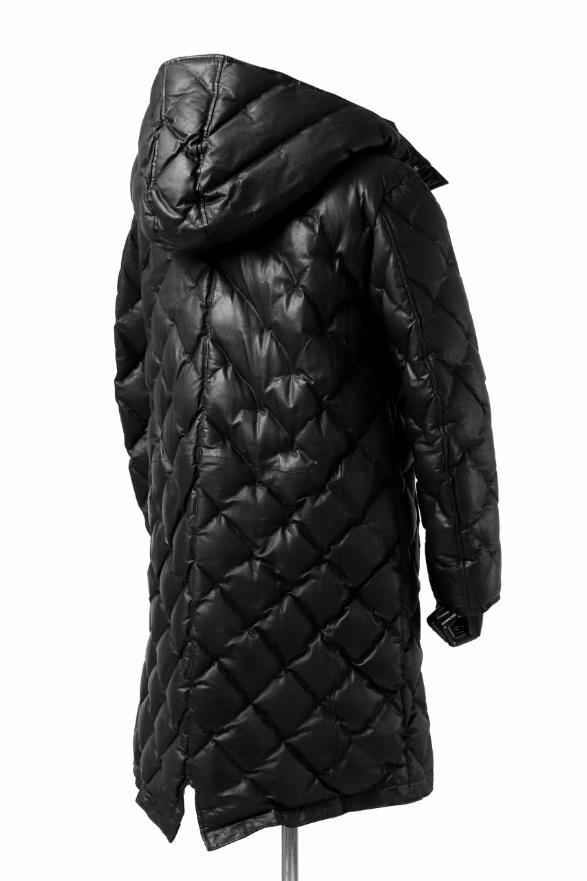 画像をギャラリービューアに読み込む, ISAMU KATAYAMA BACKLASH HOODED DOWN COAT / KANGAROO + POLISH WHITE GOOSE (BLACK)