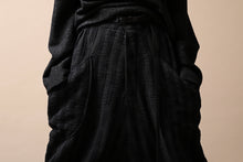 画像をギャラリービューアに読み込む, SOSNOVSKA exclusive LOADED POCKETS PANTS (BLACK STRIPE)
