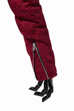 画像をギャラリービューアに読み込む, ISAMU KATAYAMA BACKLASH HOODED DOWN JACKET / KANGAROO REVERSE + POLISH WHITE GOOSE (RED)