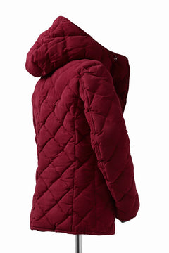 画像をギャラリービューアに読み込む, ISAMU KATAYAMA BACKLASH HOODED DOWN JACKET / KANGAROO REVERSE + POLISH WHITE GOOSE (RED)
