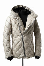 画像をギャラリービューアに読み込む, ISAMU KATAYAMA BACKLASH HOODED DOWN JACKET / WAXY KANGAROO + POLISH WHITE GOOSE (WHITE)