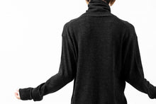 画像をギャラリービューアに読み込む, KLASICA SMOKE TURTLE NECK KNIT SWEATER / WEANER WOOL RIB (SHADOW)