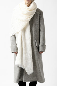 Load image into Gallery viewer, KLASICA GLACIER FLUFFY STOLE / SHRINK SILK (EGG SHELL)