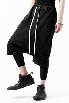 画像をギャラリービューアに読み込む, ISAMU KATAYAMA BACKLASH SARROUEL DENIM SHORTS / EXTREME STRETCH WASHER (BLACK)