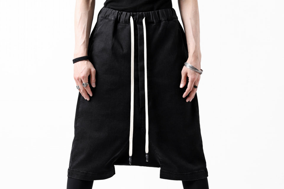 画像をギャラリービューアに読み込む, ISAMU KATAYAMA BACKLASH SARROUEL DENIM SHORTS / EXTREME STRETCH WASHER (BLACK)