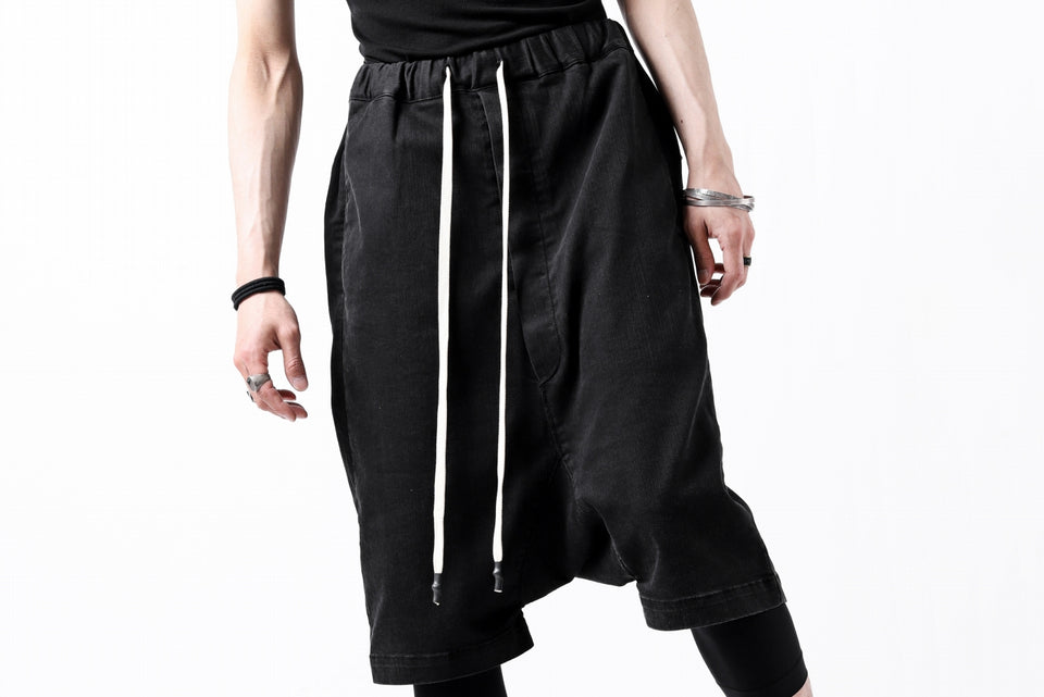 画像をギャラリービューアに読み込む, ISAMU KATAYAMA BACKLASH SARROUEL DENIM SHORTS / EXTREME STRETCH WASHER (BLACK)