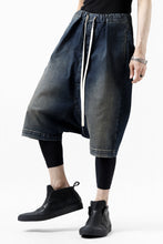 画像をギャラリービューアに読み込む, ISAMU KATAYAMA BACKLASH SARROUEL DENIM SHORTS / EXTREME STRETCH DIRTY (INDIGO)