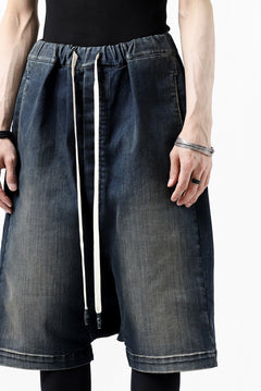 画像をギャラリービューアに読み込む, ISAMU KATAYAMA BACKLASH SARROUEL DENIM SHORTS / EXTREME STRETCH DIRTY (INDIGO)