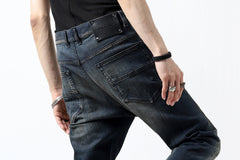 画像をギャラリービューアに読み込む, ISAMU KATAYAMA BACKLASH L/C SLIM DENIM PANTS / EXTREME STRETCH DIRTY (INDIGO)